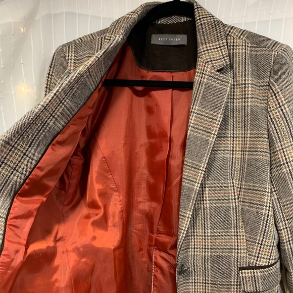 Suzy Shier Blazer - Picture 2 of 6